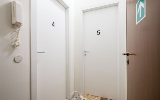 Airguest Pianella Rooms