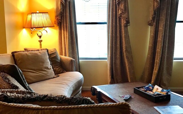 Ophelias Restaurant & Inn