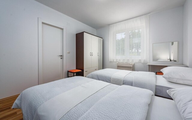 Nice Home in Zminj With Wifi and 3 Bedrooms