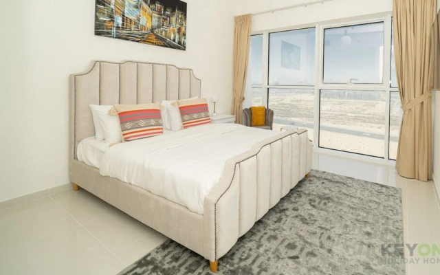KOHH – 1BR in Carson Tower