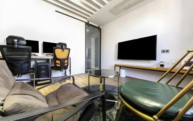 Daejeon Namoo Hotel