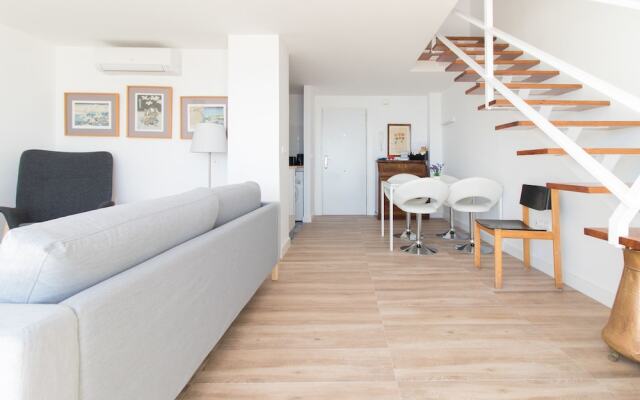 Sea View Sunny Duplex