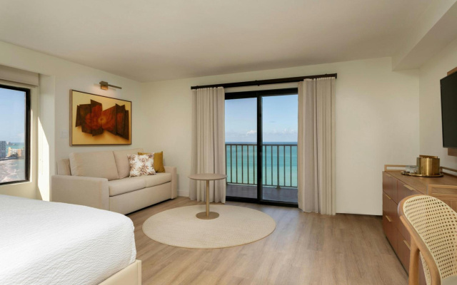 Courtyard by Marriott Isla Verde Beach Resort