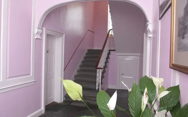 Number 52 Charlotte Street