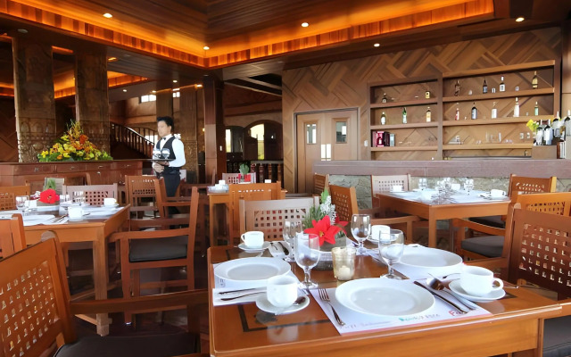 Alta D' Tagaytay Hotel