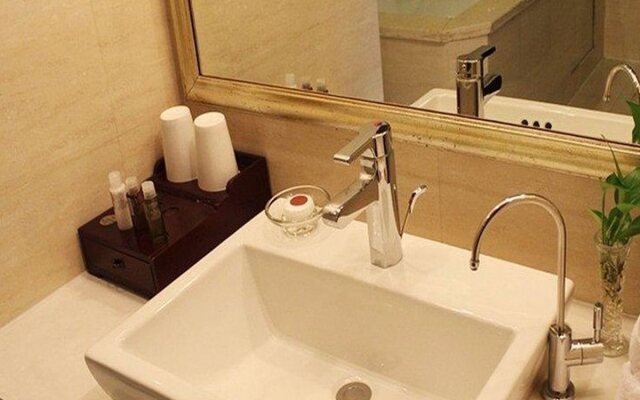 Jin Jiang Royal Palace Hotel