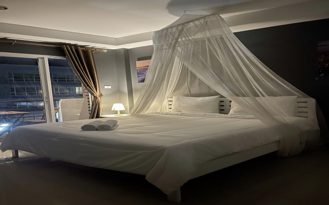 Be Rich Hotel
