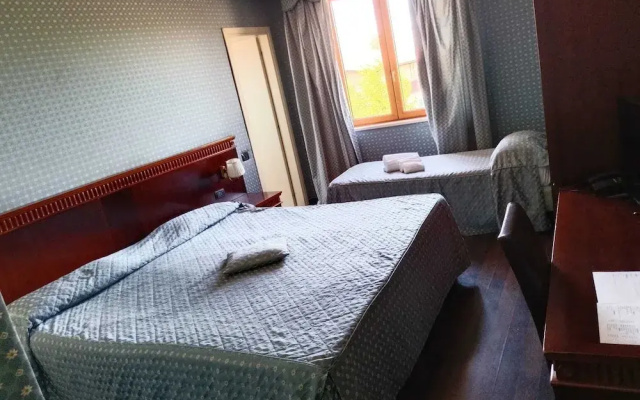 Hotel La Fayette Licola