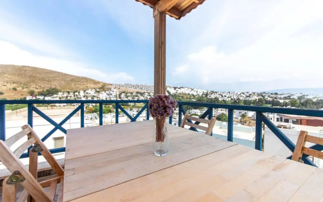 Sea View Cozy House With BBQ and Garden in Bodrum