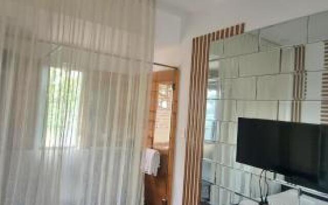 Song Anh Hotel by OYO Rooms