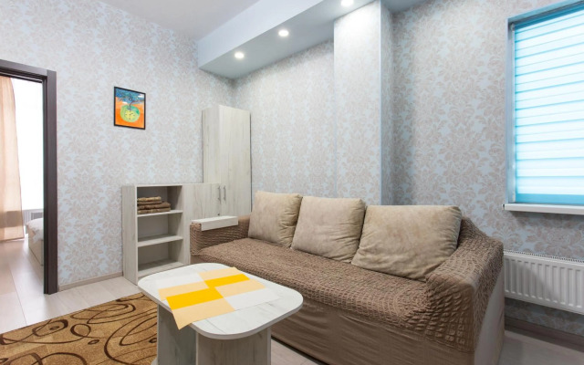 Студия возле Французского бульвара