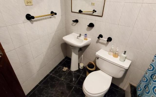 Departamento de 3 Habitaciones con parqueo Gratis