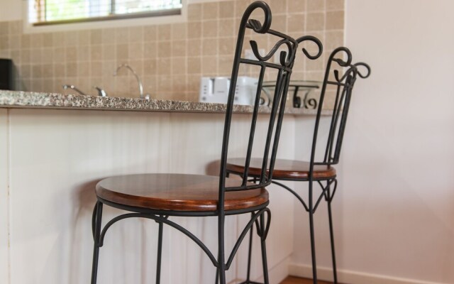 Bay Breezes - Cannonvale