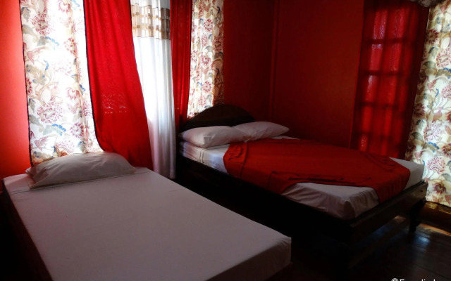 OYO 621 De Loro Inn