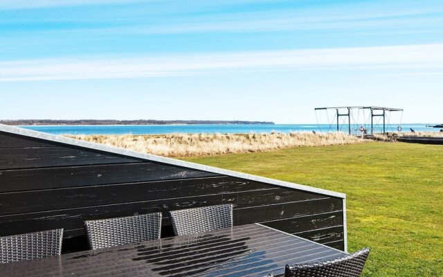 6 Person Holiday Home in Juelsminde-by Traum