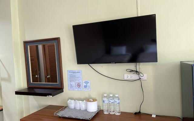 V Tharm Hotel