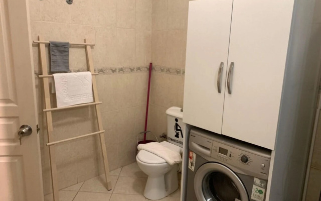 Central and Convenient Flat in Sisli