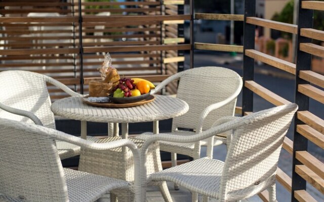 Kayleeway Apartments