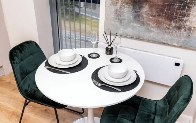 Charm of Leeds in With A Stylish Getaway
