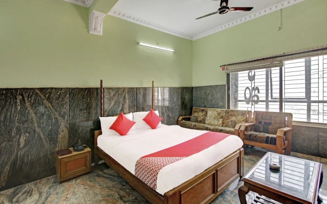 OYO 29039 Hotel Jyothi International