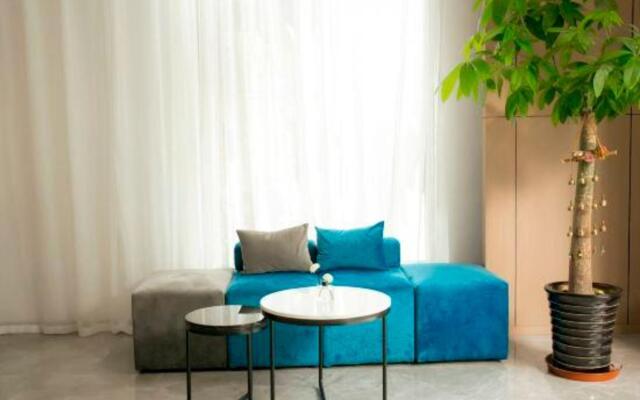 Shanghai Huatai Hotel