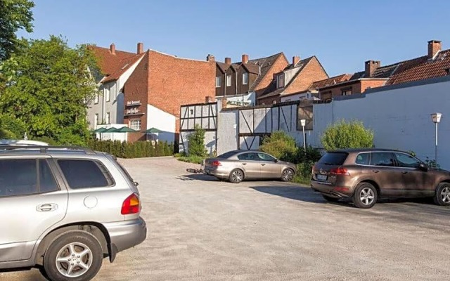 Hotel And Restaurant Zum Roten Tore