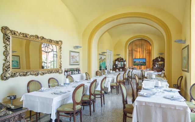 Villa Signorini Events & Hotel