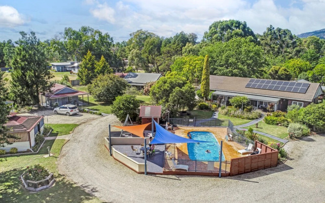 Greenvale Holiday Units