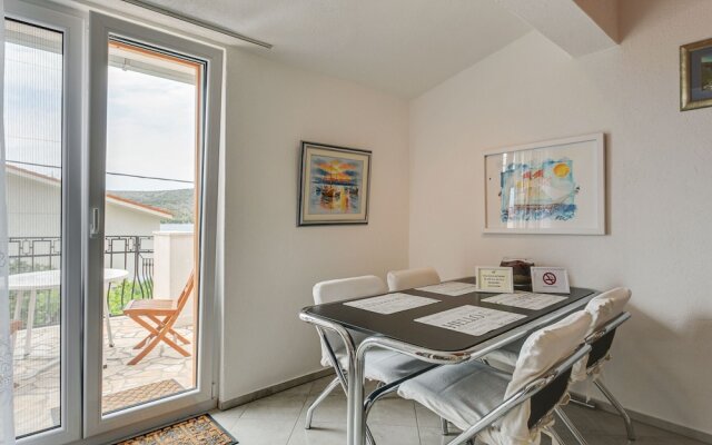 Spacious Holiday Home in Seget Vranjica With Garden