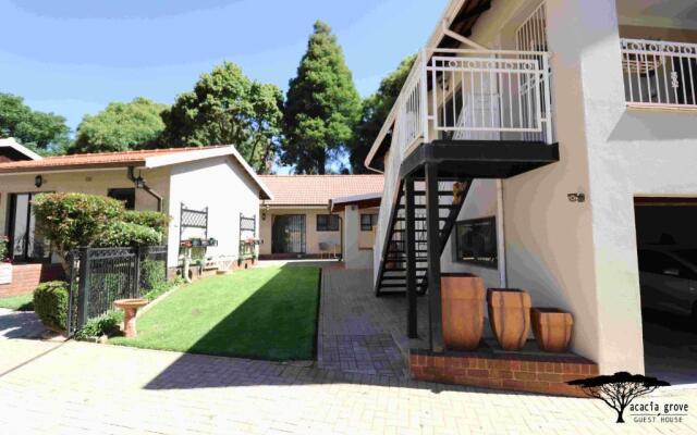 Acacia Grove Guest House