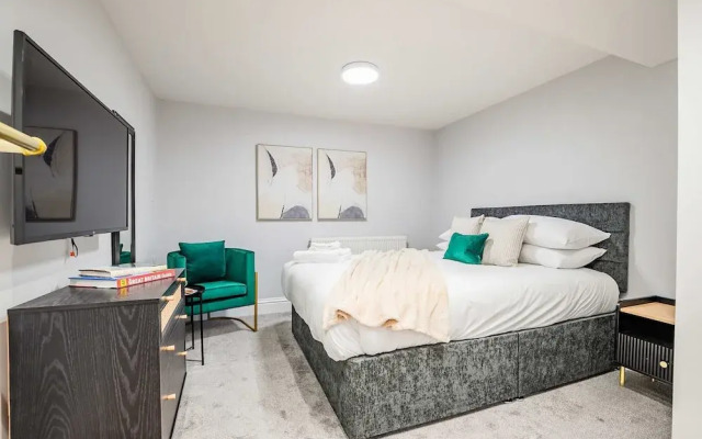 Host Stay Bridge Street Studio