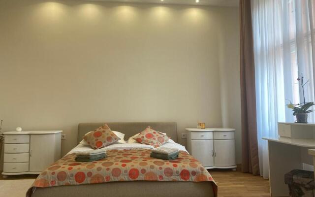 Visit Debrecen 2 Apartman