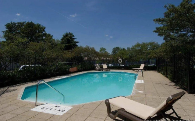 Red Roof Inn Columbus Northeast - Westerville