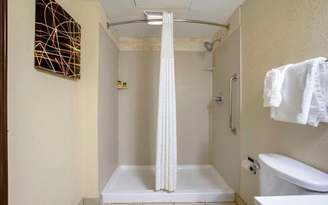 Best Western Plus Jonesboro Inn and Suites