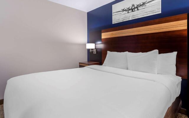 Avion Inn Near LGA Airport, Ascend Hotel Collection