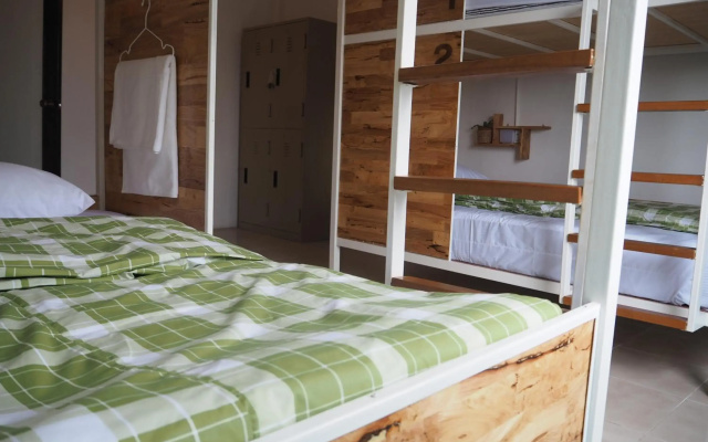 Green Sleep Hostel