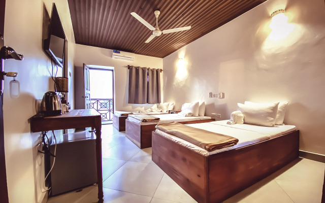 Smiles Stone Town Hotel