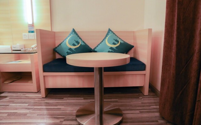 CC INN Guangzhou RenHe Station