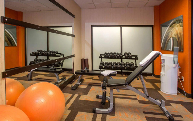 Courtyard by Marriott Raynham