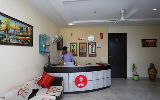 OYO 350 The Orange Hotel