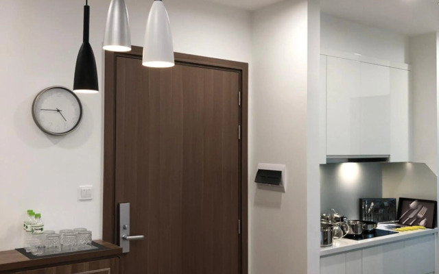 Luxury Condotel 2BR Vinhomes Skylake Keangnam