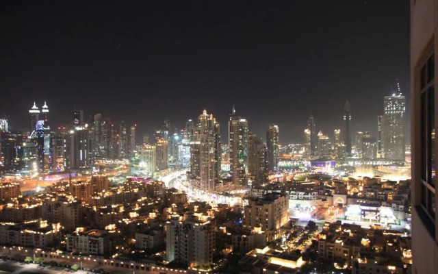 Faraway Homes - Burj Views Luxury