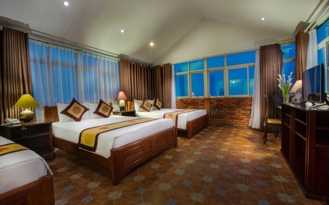 Hanoi Little Town Hotel – Guest Rooms – Hanoi
