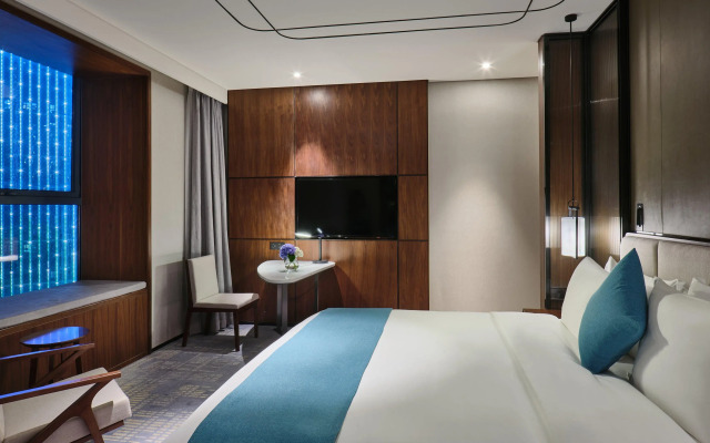 Crowne Plaza Wuhan Development Zone by IHG