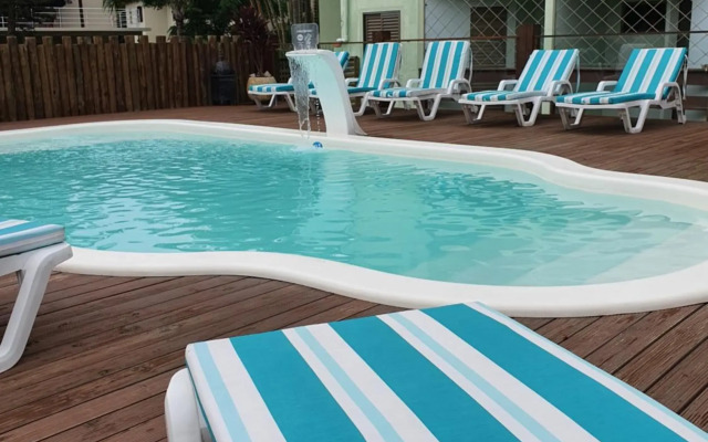 Pousada La Ferrugem Suites