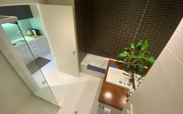 Comfort Inn Lorneview Apartments