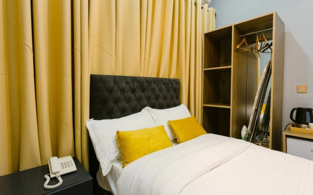 The Avery suites 1