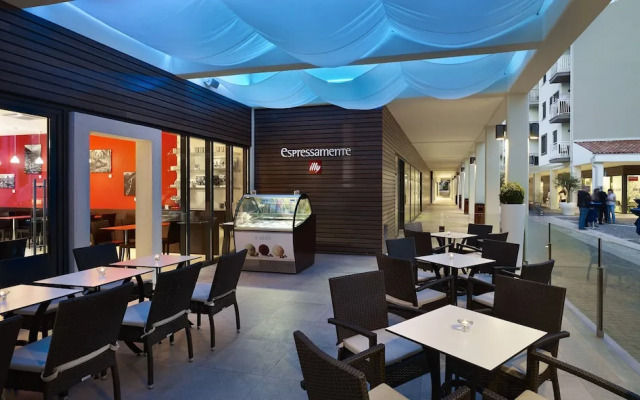 Verudela Beach & Villa Resort