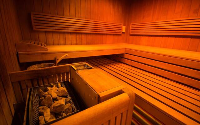 Relax Hotel & SPA Stuttgart