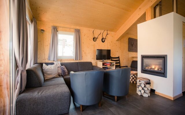 Peaceful Chalet in Turracherhöhe with Indoor Hot Tub